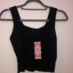 Boohoo Ribbed Lettuce Bottom Tank